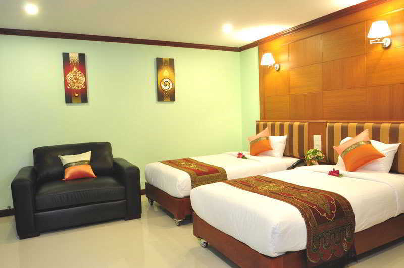 Sky Suites Bangkok Exterior photo